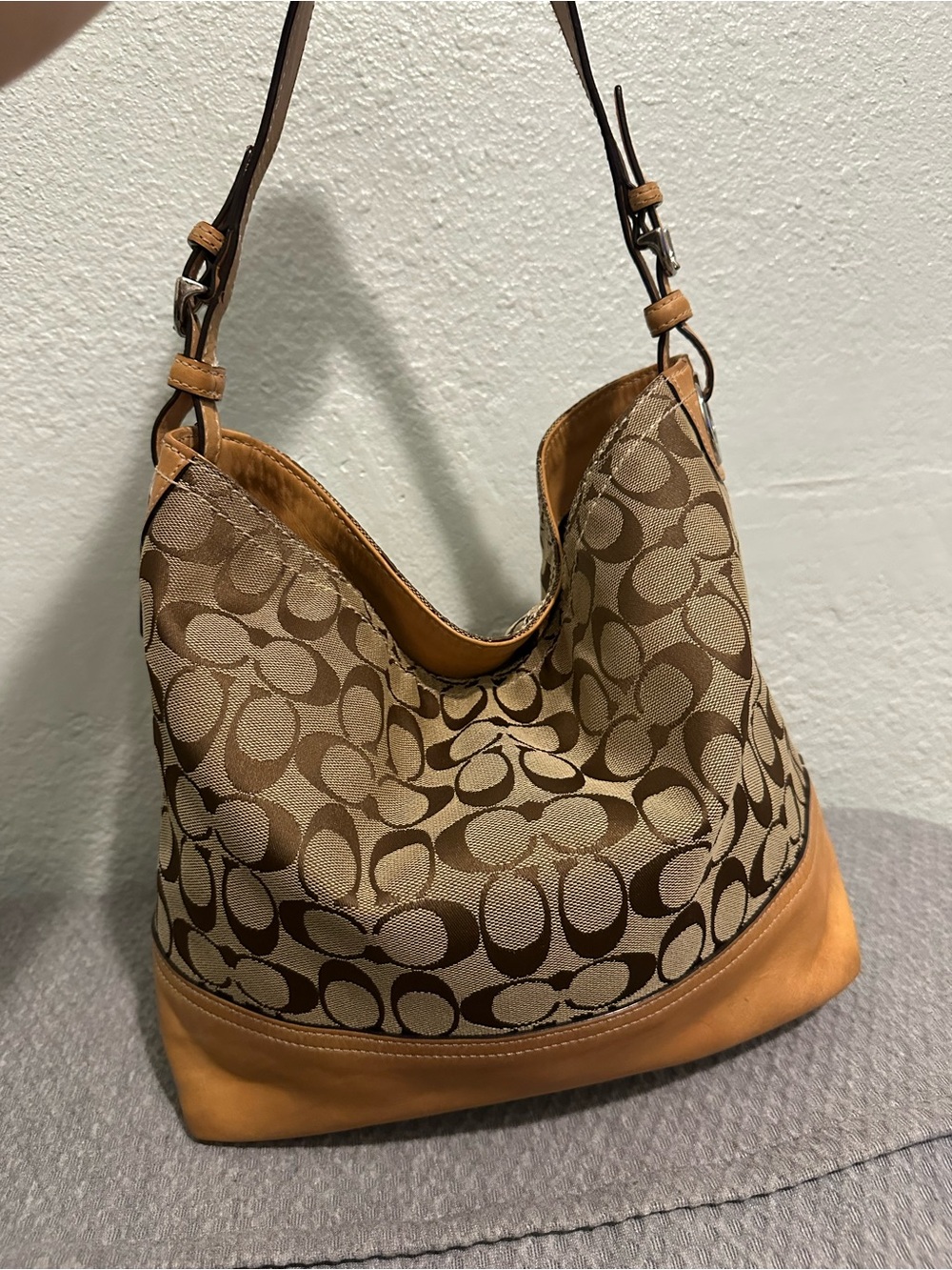 Coach Brown Signature Canvas Hobo with Tan Leather Trim - Picture 7 of 16
